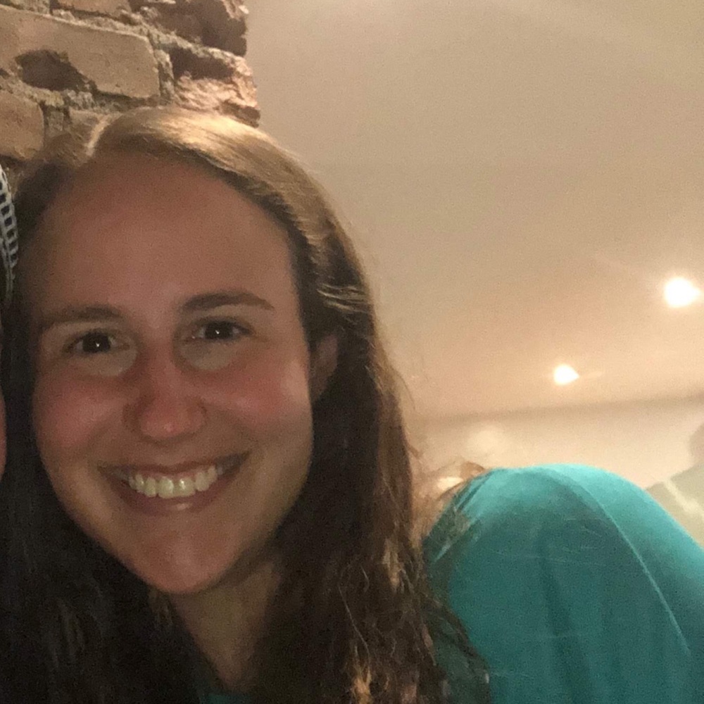 Meet your Posher, Abby